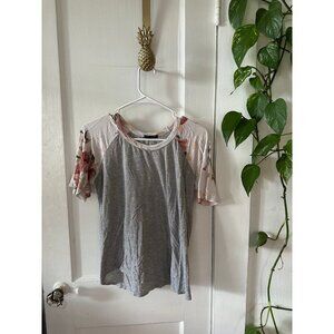 Sweet Claire women’s size medium floral top